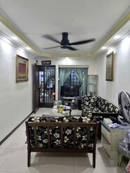 Blk 242 Jurong East Street 24 (Jurong East), HDB 3 Rooms #573009531